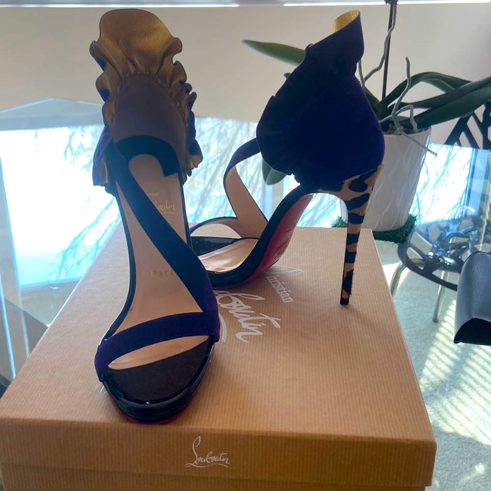Christian Louboutin purple suede leopard heels size 37